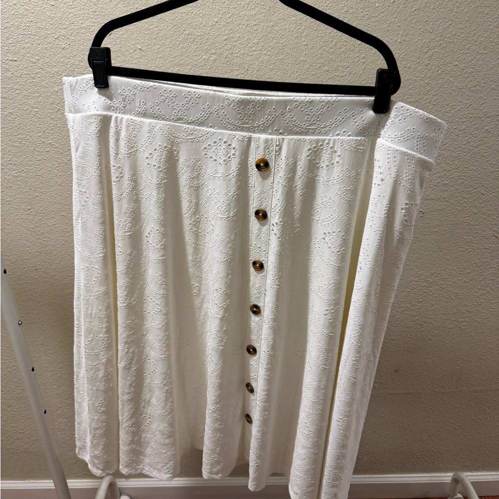 Torrid White Eyelet A-Line Skirt with Buttons